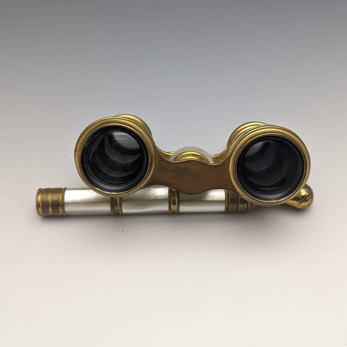 法國復古白色珍珠母貝裝飾手柄歌劇眼鏡 IRIS PARIS